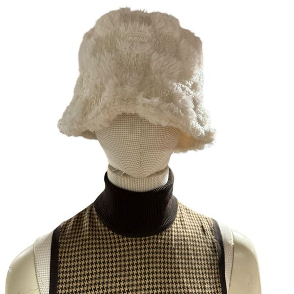 Fur Furry Fuzzy Teddy Bear Patchwork Immune Bucket Hat - Picture 2 of 8